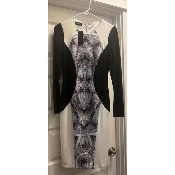 NWT Bebe Women's Small/ Color Block Bodycon Dress Crew Neck L/S‎ Geometric Print - Picture 2 of 3